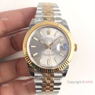  Rolex Datejust II 41mm Mens Watch 2-Tone Silver Face Caliber 3255